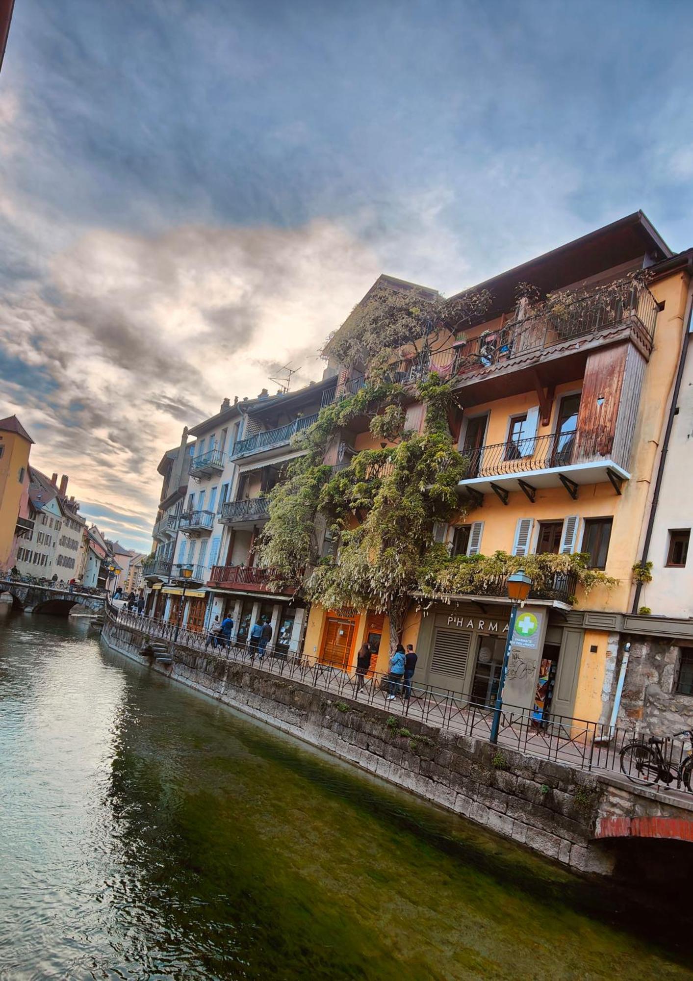 Chambre Dans Appartement Agreable Et Calme A 15 Mn Du Centre Ville Annecy Eksteriør billede